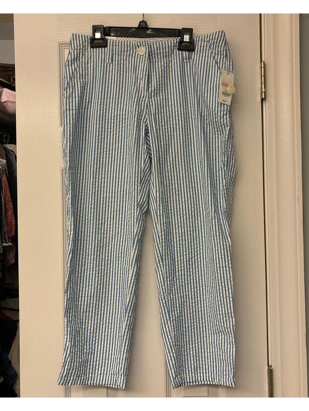 Crown & Ivy Blue & White Seersucker Crop Pants. Size 2. NWT $50
